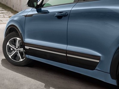 Image of item SIDE TRIM LINE, BRUSHED ALUMINUM