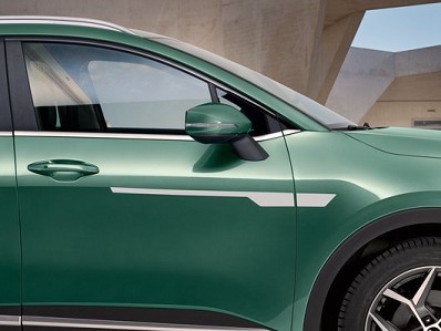 Image of item DECALS, RAZOR, WHITE